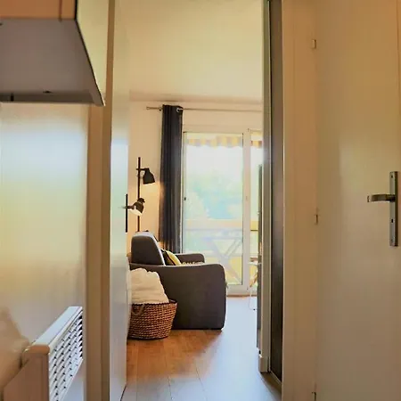 Apartmán St Raphael : Studio 50m Plage 4 Personnes Terrasse *